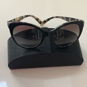 Authentic PRADA Black & Tortoiseshell Oversized Cat Eye Sunglasses